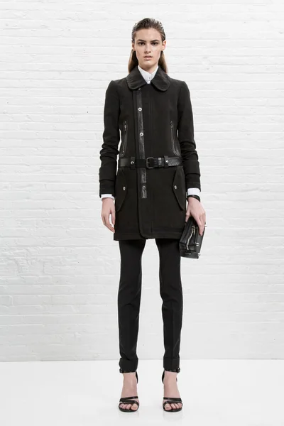 Look 16